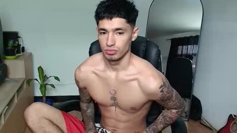 Snapshot of damon_333 chatting on 11-24-25, 07:13 Damon online show from 11-24-25, 07:13