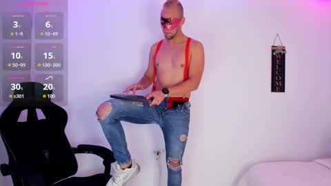 Damon bakert online show from 10-18-25, 03:24