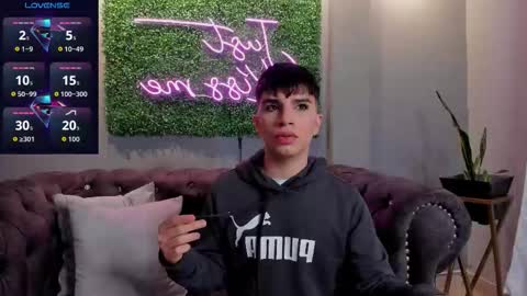Damon online show from 10-12-25, 01:43