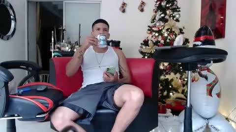 damyan_2003 online show from 12-03-24, 01:32