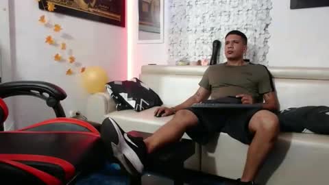 damyan_2003 online show from 01-21-25, 03:37