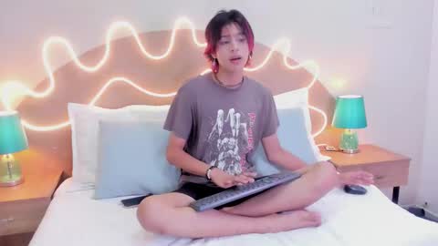 D A N online show from 10-01-25, 01:50