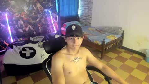 Snapshot of dan_cristancho chatting on 09-29-25, 02:33 dan cristancho online show from 09-29-25, 02:33