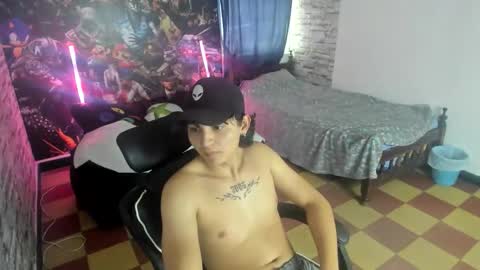 Snapshot of dan_cristancho chatting on 10-05-25, 01:20 dan cristancho online show from 10-05-25, 01:20