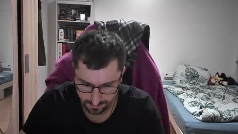 Snapshot of dan_the_man405 chatting on 11-05-25, 09:15 King Dan online show from 11-05-25, 09:15