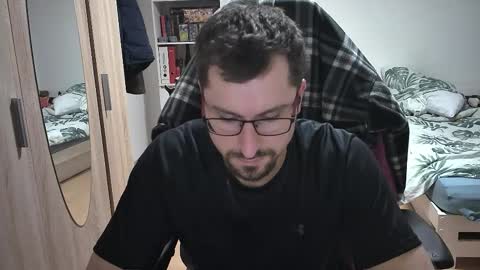 Snapshot of dan_the_man405 chatting on 11-16-25, 07:52 King Dan online show from 11-16-25, 07:52