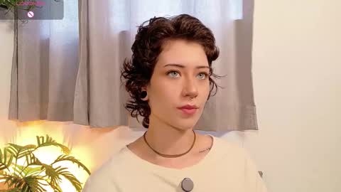 Snapshot of dan_universe chatting on 11-24-25, 06:18 Bluemoon online show from 11-24-25, 06:18