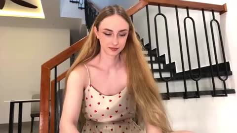 Snapshot of dana__white chatting on 06-21-26, 03:20 Dana online show from 06-21-26, 03:20