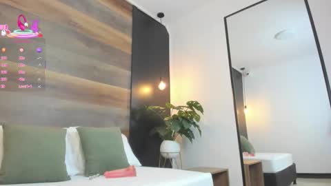 D A N A  online show from 02-23-26, 07:11