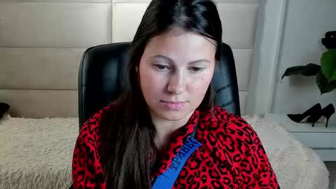 Dana Dom online show from 10-11-25, 02:22