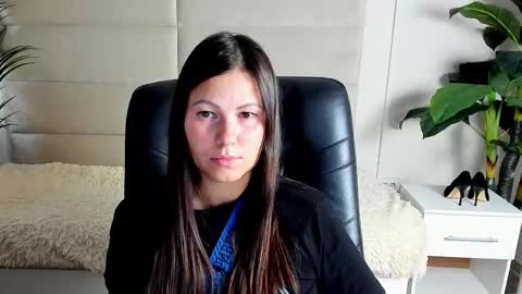 Dana Dom online show from 10-27-25, 02:59