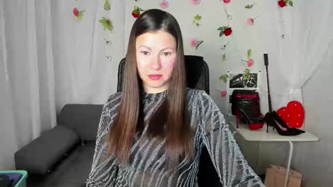 Dana Dom online show from 02-11-26, 01:54