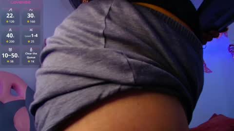 Snapshot of dana_gh chatting on 06-02-26, 10:45 dana online show from 06-02-26, 10:45