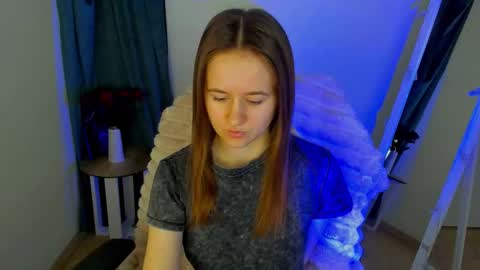 Snapshot of dana_orchid_ chatting on 01-16-26, 10:25 Dana online show from 01-16-26, 10:25