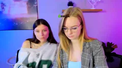 dana_sweet__ online show from 10-11-25, 08:57