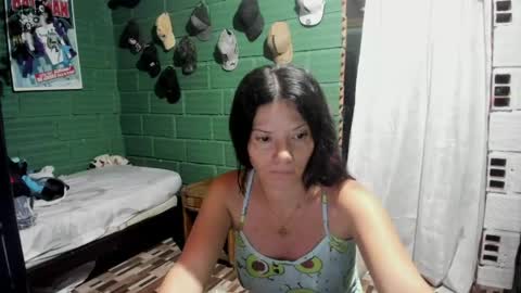 Snapshot of danaarey chatting on 05-22-26, 09:26 Danaa Rey online show from 05-22-26, 09:26