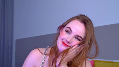 Snapshot of danadrake chatting on 02-11-25, 10:07 Dana online show from 02-11-25, 10:07