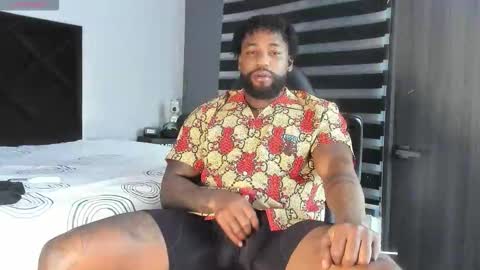 Snapshot of dancelwashington chatting on 11-14-25, 11:35 Dancel online show from 11-14-25, 11:35