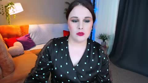Olivia online show from 05-18-26, 10:10