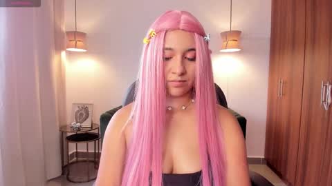 Dandara   online show from 09-26-25, 07:40