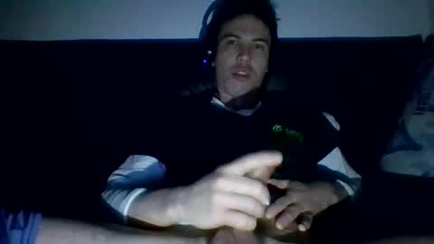 Snapshot of dane950804 chatting on 07-10-26, 03:55 dane950804 online show from 07-10-26, 03:55