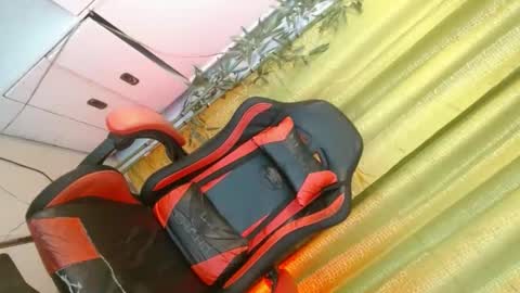 Snapshot of dangerouscock69_nica chatting on 12-02-24, 04:09 Nica online show from 12-02-24, 04:09
