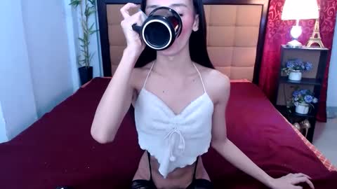 Snapshot of dangerouscock69_nica chatting on 12-05-24, 05:39 Nica online show from 12-05-24, 05:39
