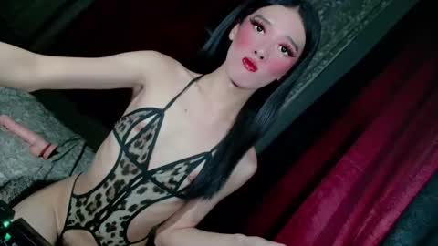 Snapshot of dangerouscock69_nica chatting on 09-12-25, 11:10 Nica online show from 09-12-25, 11:10