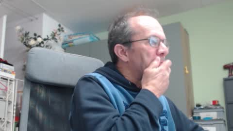 Snapshot of dani_alpina chatting on 11-04-25, 10:58 dani_alpina online show from 11-04-25, 10:58