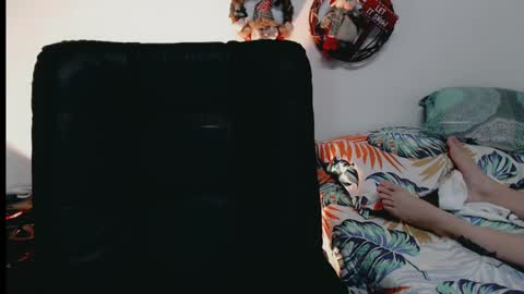 dani y jocelyn online show from 12-19-24, 11:46