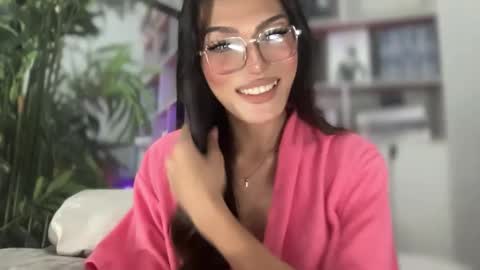 Snapshot of danica_walton chatting on 01-09-25, 03:55 danica_walton online show from 01-09-25, 03:55