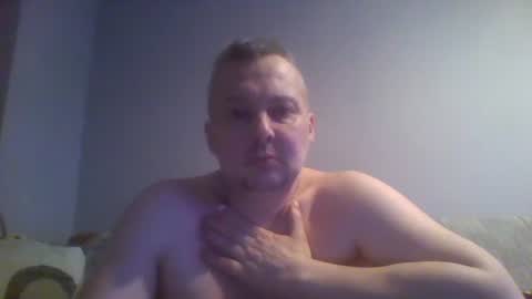 Snapshot of daniel0028 chatting on 02-14-25, 02:50 dan online show from 02-14-25, 02:50