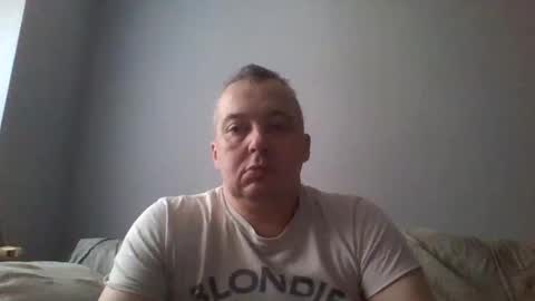 Snapshot of daniel0028 chatting on 10-02-25, 10:55 dan online show from 10-02-25, 10:55