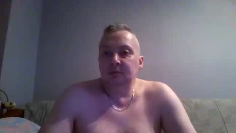 Snapshot of daniel0028 chatting on 10-19-25, 04:07 dan online show from 10-19-25, 04:07