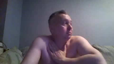 Snapshot of daniel0028 chatting on 11-27-25, 07:05 dan online show from 11-27-25, 07:05
