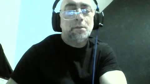 Snapshot of daniel_lbc chatting on 02-27-26, 02:11 Daniel online show from 02-27-26, 02:11