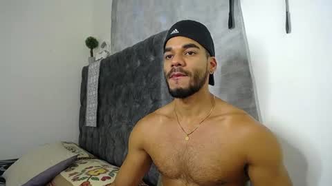 Snapshot of daniel_sherlock chatting on 07-11-26, 01:14 Daniel Sherlock online show from 07-11-26, 01:14