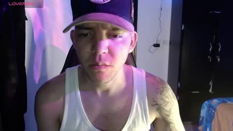 Snapshot of daniel_vargas5 chatting on 01-06-25, 09:19 Daniel online show from 01-06-25, 09:19