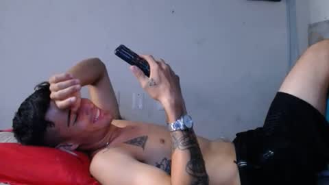 Snapshot of daniel_velez26 chatting on 11-27-25, 06:54 daniel_velez26 online show from 11-27-25, 06:54