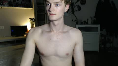 Snapshot of daniel_yumm chatting on 04-30-26, 08:57 Daniel online show from 04-30-26, 08:57