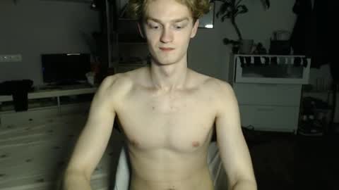 Snapshot of daniel_yumm chatting on 05-06-26, 09:53 Daniel online show from 05-06-26, 09:53