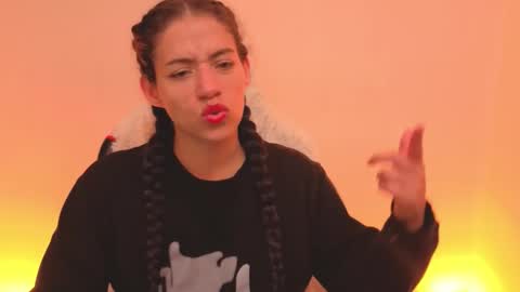 daniela_rivasthl online show from 03-26-26, 05:46