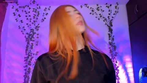 Snapshot of daniela_saenz1 chatting on 01-18-25, 01:52 Dani Saenz online show from 01-18-25, 01:52