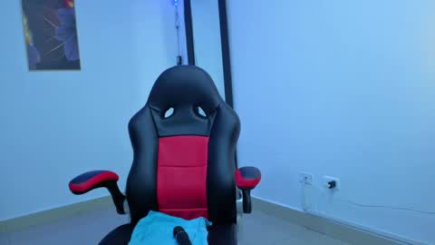 Snapshot of daniela_xue chatting on 04-26-26, 10:46 lorena online show from 04-26-26, 10:46