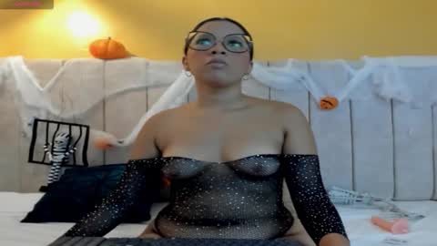 danielaa sofia online show from 11-01-25, 02:19