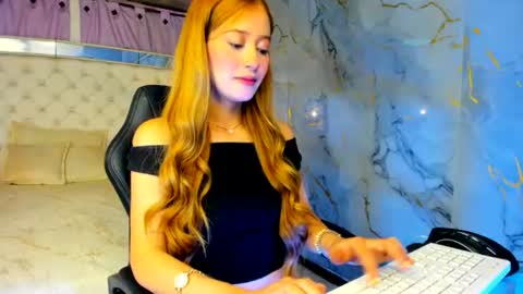 Snapshot of danielahill chatting on 06-27-26, 03:44 Danny online show from 06-27-26, 03:44