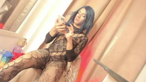 danielamay00 online show from 07-04-26, 02:40