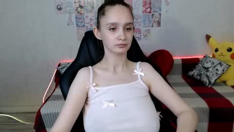 Daniella Martin online show from 06-19-26, 12:37