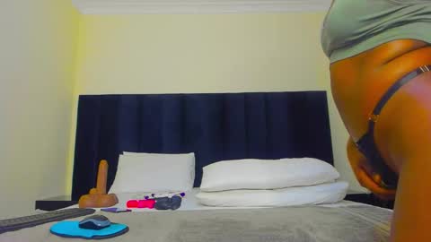 Snapshot of danielle_rock chatting on 09-25-25, 11:58 danielle_rock online show from 09-25-25, 11:58