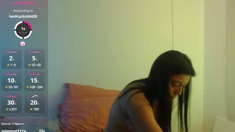 Snapshot of danielle_smithh chatting on 09-24-25, 04:32 Danielle Smith online show from 09-24-25, 04:32